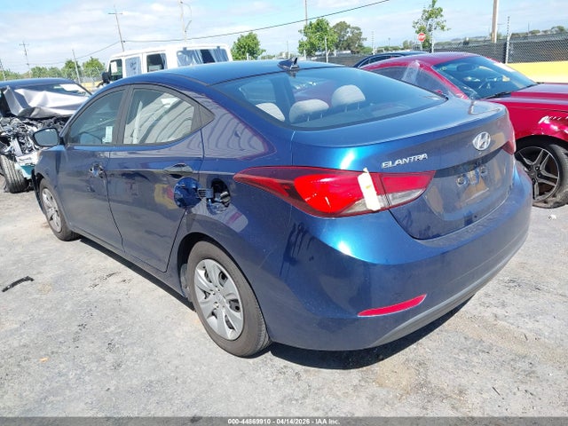 5NPDH4AE9GH690808 Hyundai ELANTRA SE
