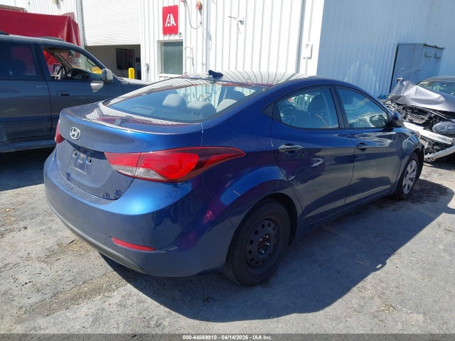 5NPDH4AE9GH690808 Hyundai ELANTRA SE
