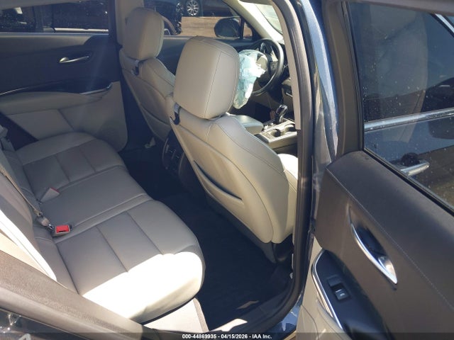 44869935 :رقم المزاد ، 1GYFZCR4XKF114282 vin ، 2019 Cadillac Xt4 Premium Luxury مزاد بيع