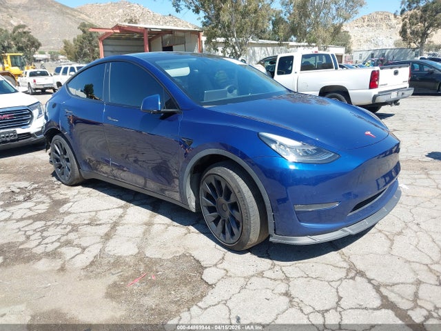 44869944 :رقم المزاد ، 5YJYGDEEXMF089643 vin ، 2021 Tesla Model Y Long Range Dual Motor All-wheel Drive مزاد بيع