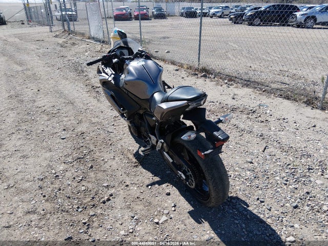 2021 Kawasaki Ex650 M მანქანა იყიდება აუქციონზე, vin: ML5EXEM19MDA33382, აუქციონის ნომერი: 44869951