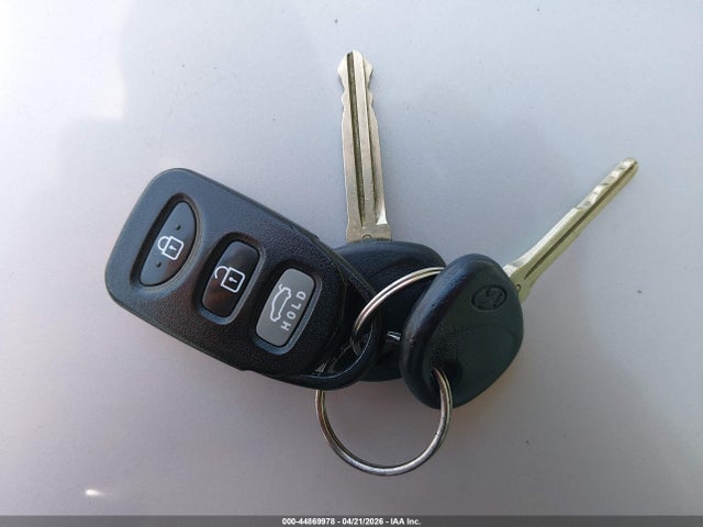 Продажа на аукционе авто 2012 Hyundai Elantra Gls, vin: 5NPDH4AE0CH077146, номер лота: 44869978