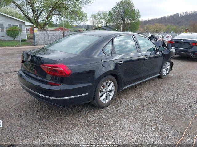 Продаж на аукціоні авто 2018 Volkswagen Passat 2.0t R-line/2.0t S, vin: 1VWAA7A33JC023787, номер лоту: 44869984