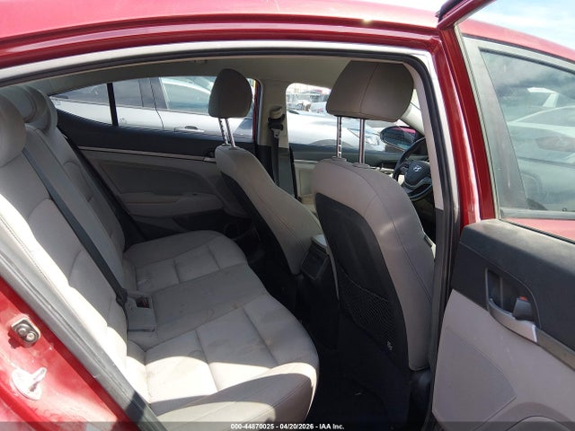 Продаж на аукціоні авто 2017 Hyundai Elantra Se, vin: KMHD84LF8HU195623, номер лоту: 44870025