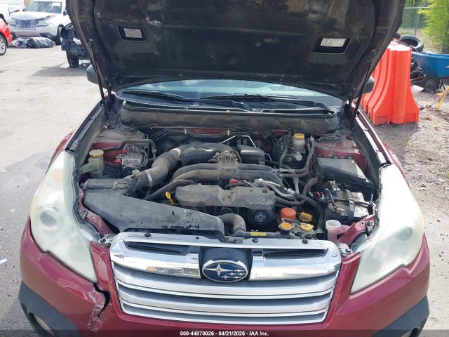 44870026 :رقم المزاد ، 4S4BRBAC3E3259554 vin ، 2014 Subaru Outback 2.5i مزاد بيع