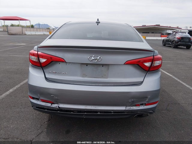 Hyundai SONATA SE 2015 5NPE24AF3FH222179 Image 16