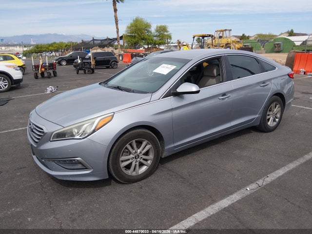 Hyundai SONATA SE 2015 5NPE24AF3FH222179 Image 2