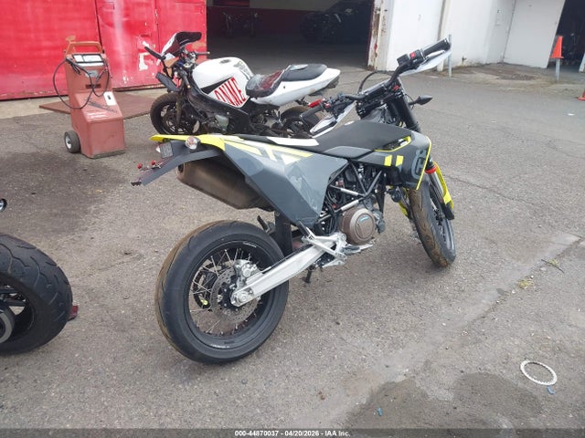 Husqvarna Supermoto 701 2024 VBKUSV406RM772834 Image 4