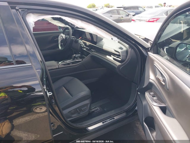 Aukcja sprzedaży 2026 Toyota Crown Nightshade Edition, vin: JTDAAAAF6T3048132, numer aukcji: 44870044