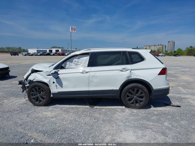 2024 Volkswagen Tiguan 2.0t Se/2.0t Wolfsburg Edition მანქანა იყიდება აუქციონზე, vin: 3VV3B7AX6RM065281, აუქციონის ნომერი: 44870059
