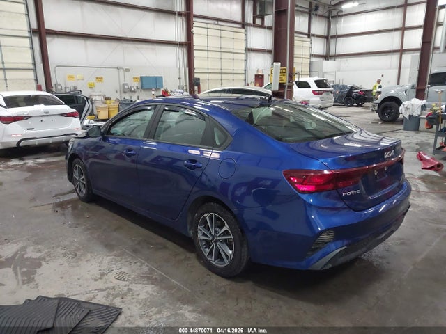 44870071 :رقم المزاد ، 3KPF24AD9PE595915 vin ، 2023 Kia Forte Lxs مزاد بيع