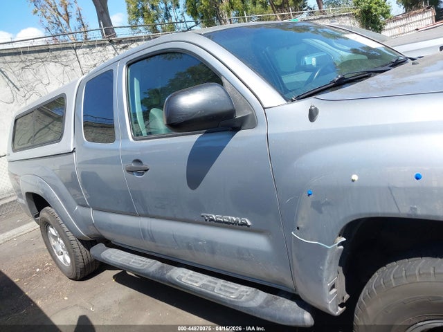 5TFUU4EN8EX091681 Toyota Tacoma Base V6