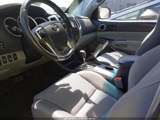 5TFUU4EN8EX091681 Toyota Tacoma Base V6