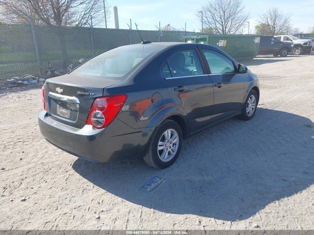 1G1JC5SG6F4133066 Chevrolet Sonic Lt Auto