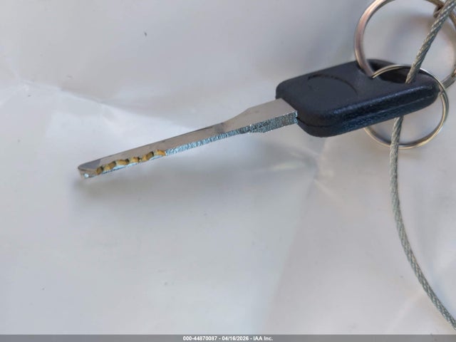 44870087 :رقم المزاد ، 4F4CR12U8RTM10380 vin ، 1994 Mazda B3000 مزاد بيع