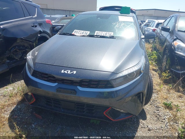 2022 Kia Forte Gt-line მანქანა იყიდება აუქციონზე, vin: 3KPF54AD5NE501470, აუქციონის ნომერი: 44870091