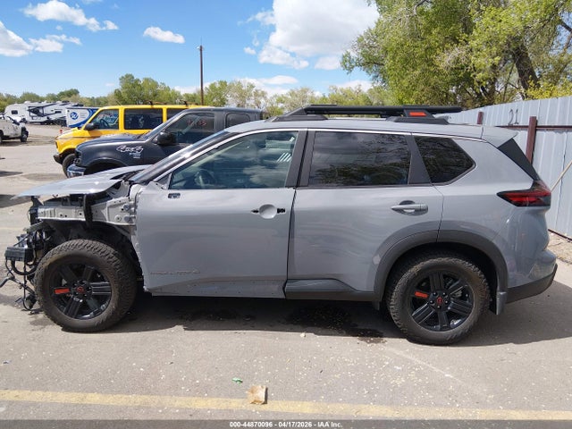 2025 Nissan Rogue Rock Creek მანქანა იყიდება აუქციონზე, vin: 5N1BT3BB9SC836323, აუქციონის ნომერი: 44870096