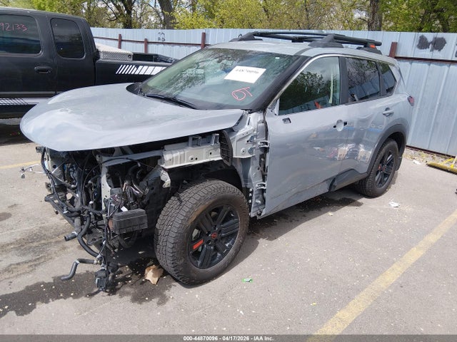 2025 Nissan Rogue Rock Creek მანქანა იყიდება აუქციონზე, vin: 5N1BT3BB9SC836323, აუქციონის ნომერი: 44870096