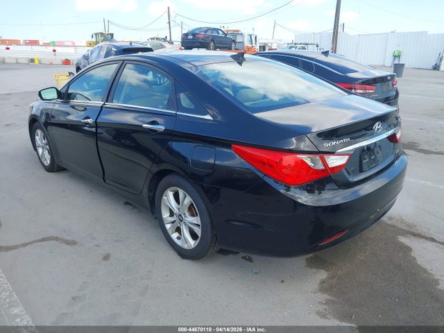 2013 HYUNDAI SONATA 5NPEC4AC7DH674555 Photo 2