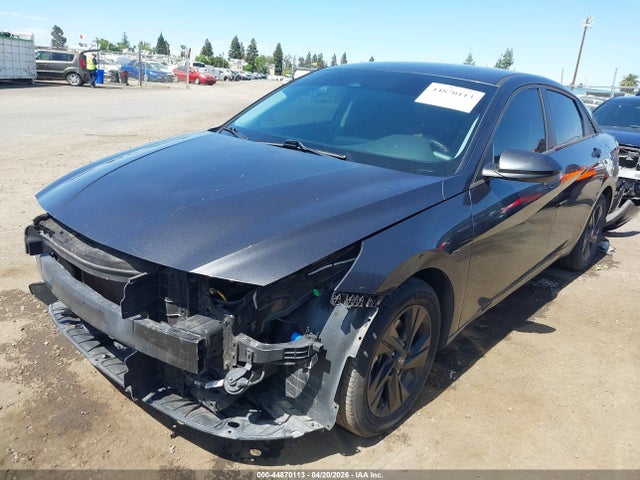 5NPLM4AGXMH051308 Hyundai ELANTRA SEL