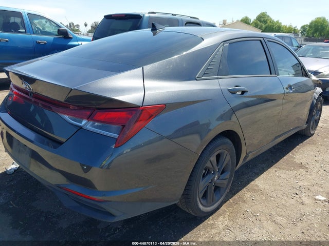 5NPLM4AGXMH051308 Hyundai ELANTRA SEL