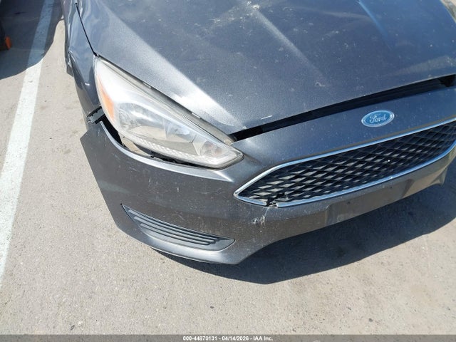 1FADP3K29JL231448 Ford FOCUS SE