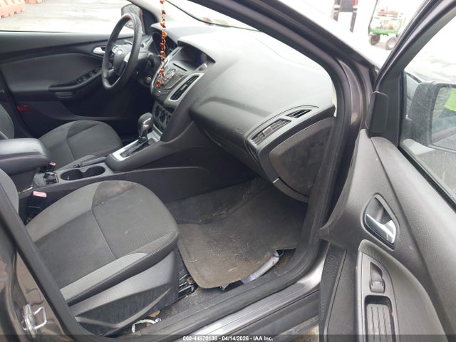 2013 Ford Focus Se მანქანა იყიდება აუქციონზე, vin: 1FADP3F28DL180622, აუქციონის ნომერი: 44870138