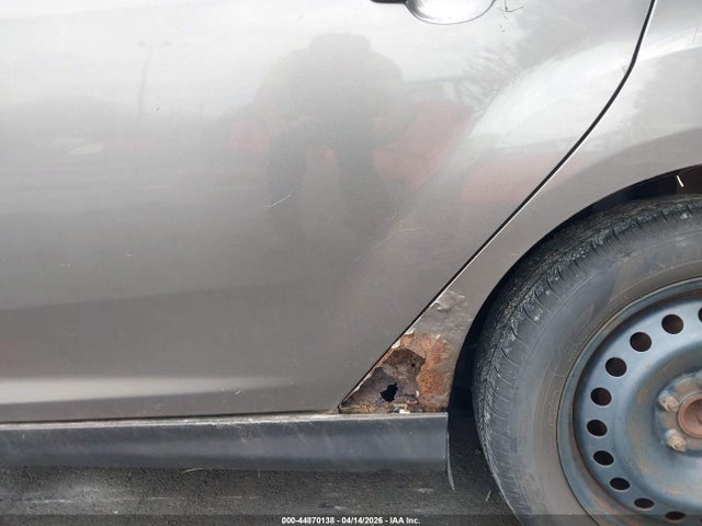 2013 Ford Focus Se მანქანა იყიდება აუქციონზე, vin: 1FADP3F28DL180622, აუქციონის ნომერი: 44870138