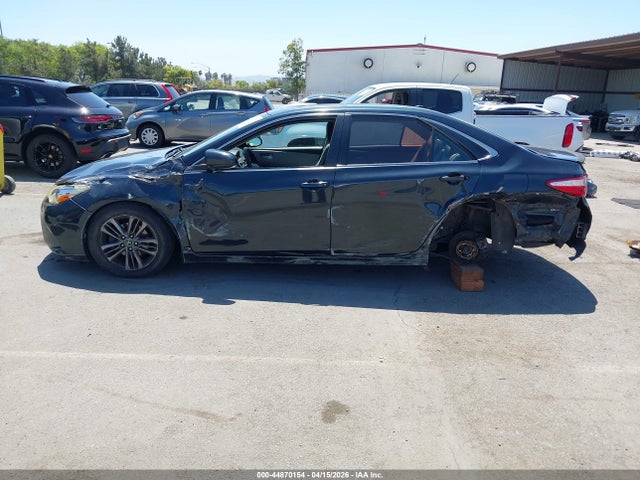 Продажа на аукционе авто 2015 Toyota Camry Se, vin: 4T1BF1FKXFU490028, номер лота: 44870154
