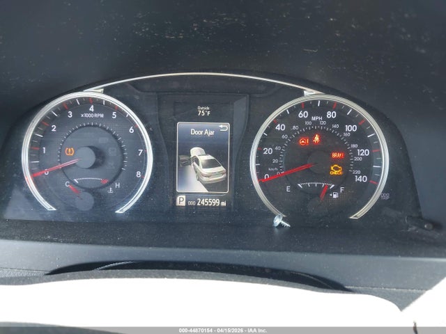 Продажа на аукционе авто 2015 Toyota Camry Se, vin: 4T1BF1FKXFU490028, номер лота: 44870154