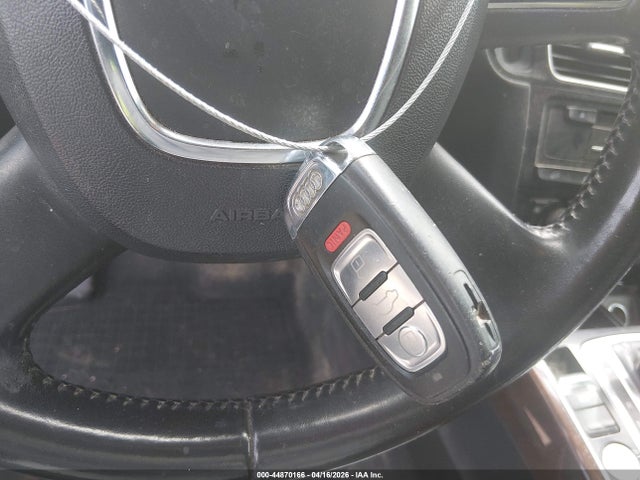 Продажа на аукционе авто 2012 Audi Q5 3.2 Premium Plus, vin: WA1DKAFPXCA134383, номер лота: 44870166