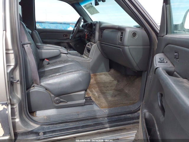 2003 Chevrolet Avalanche 1500 მანქანა იყიდება აუქციონზე, vin: 3GNEC13T33G102523, აუქციონის ნომერი: 44870169