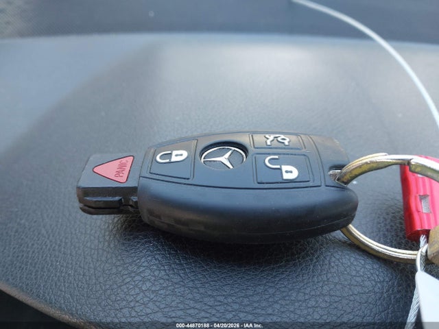 Продаж на аукціоні авто 2014 Mercedes-benz E 350 4matic, vin: WDDHF8JBXEA880129, номер лоту: 44870188