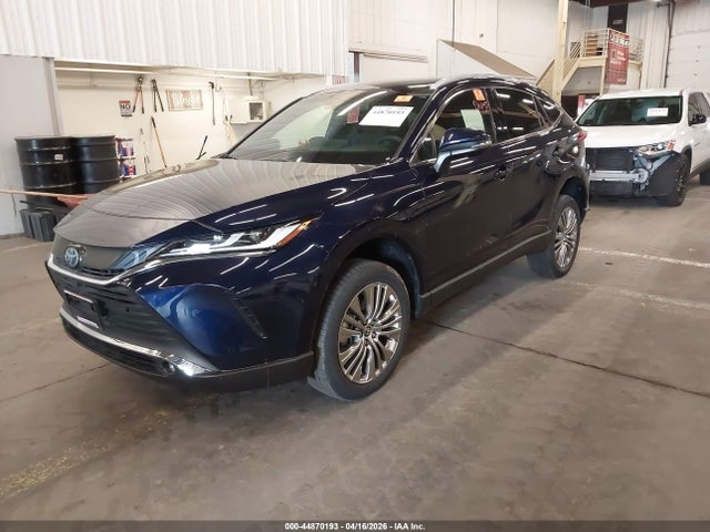 Toyota Venza Limited 2022 JTEAAAAH9NJ105158 Image 2