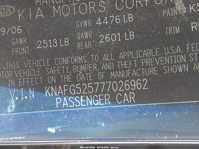 44870209 :رقم المزاد ، KNAFG525777026962 vin ، 2007 Kia Rondo Ex مزاد بيع