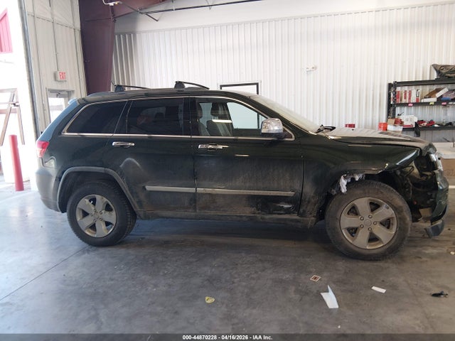 44870228 :رقم المزاد ، 1J4RR4GG4BC548828 vin ، 2011 Jeep Grand Cherokee Laredo مزاد بيع