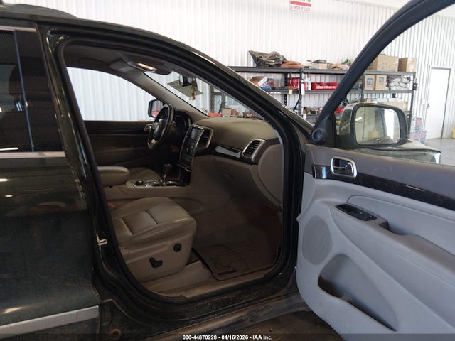 44870228 :رقم المزاد ، 1J4RR4GG4BC548828 vin ، 2011 Jeep Grand Cherokee Laredo مزاد بيع