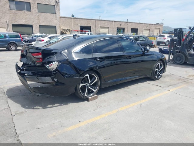 1HGCV1F35NA037070 Honda Accord Sport