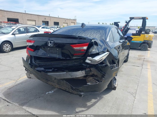 1HGCV1F35NA037070 Honda Accord Sport
