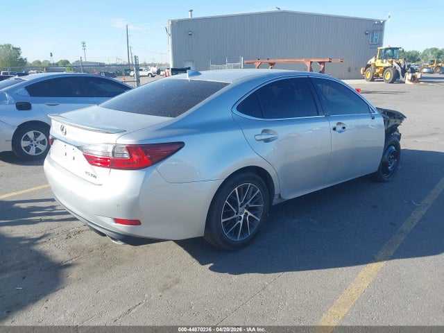 2016 Lexus Es 350 მანქანა იყიდება აუქციონზე, vin: 58ABK1GG2GU006949, აუქციონის ნომერი: 44870236