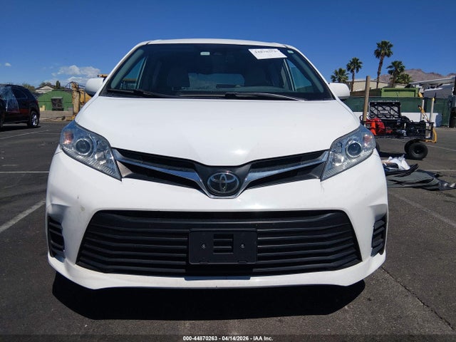 Toyota Sienna Le 7 Passenger 2019 5TDJZ3DC0KS219072 Image 13