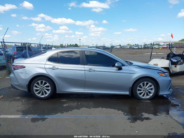 4T1C11AK1RU918227 Toyota CAMRY LE