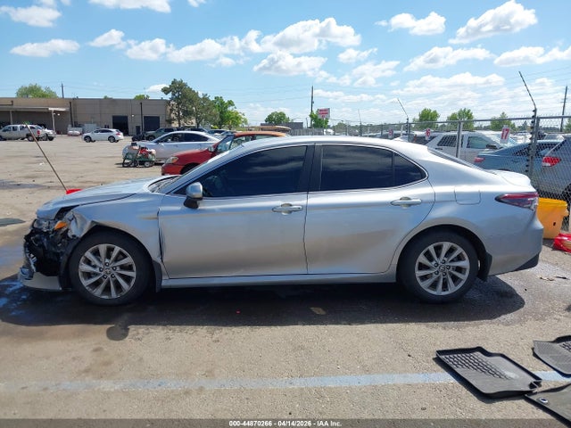 4T1C11AK1RU918227 Toyota CAMRY LE