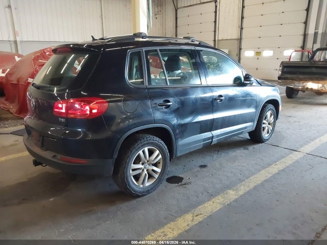 Продаж на аукціоні авто 2016 Volkswagen Tiguan S, vin: WVGAV7AX9GW606278, номер лоту: 44870269