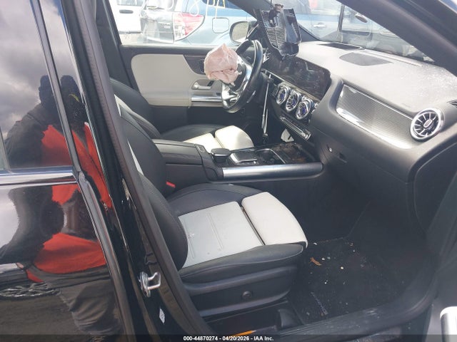 Продажа на аукционе авто 2022 Mercedes-benz Amg Gla 35 4matic, vin: W1N4N5BB6NJ360852, номер лота: 44870274