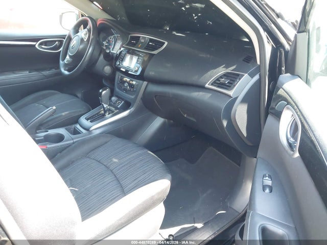3N1AB7AP4JL632218 Nissan SENTRA SV