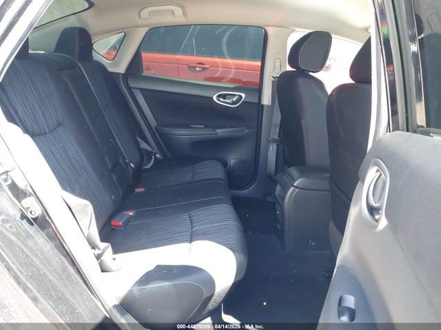 3N1AB7AP4JL632218 Nissan SENTRA SV