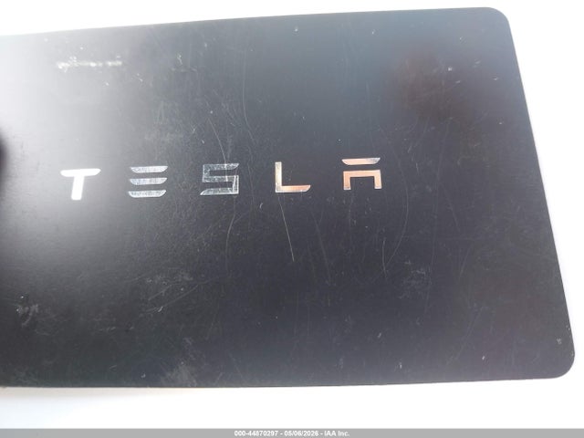 44870297 :رقم المزاد ، 5YJYGDEF1MF209970 vin ، 2021 Tesla Model Y Performance Dual Motor All-wheel Drive مزاد بيع