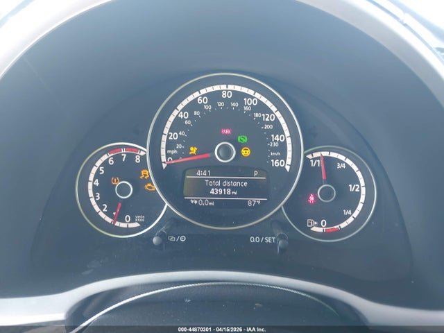2014 Volkswagen Beetle 2.0t R-line მანქანა იყიდება აუქციონზე, vin: 3VWVT7AT4EM612489, აუქციონის ნომერი: 44870301
