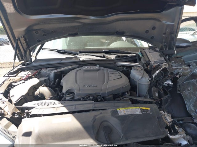 WAUGMAF44KN020659 Audi A4 40 Premium/40 Titanium Premium